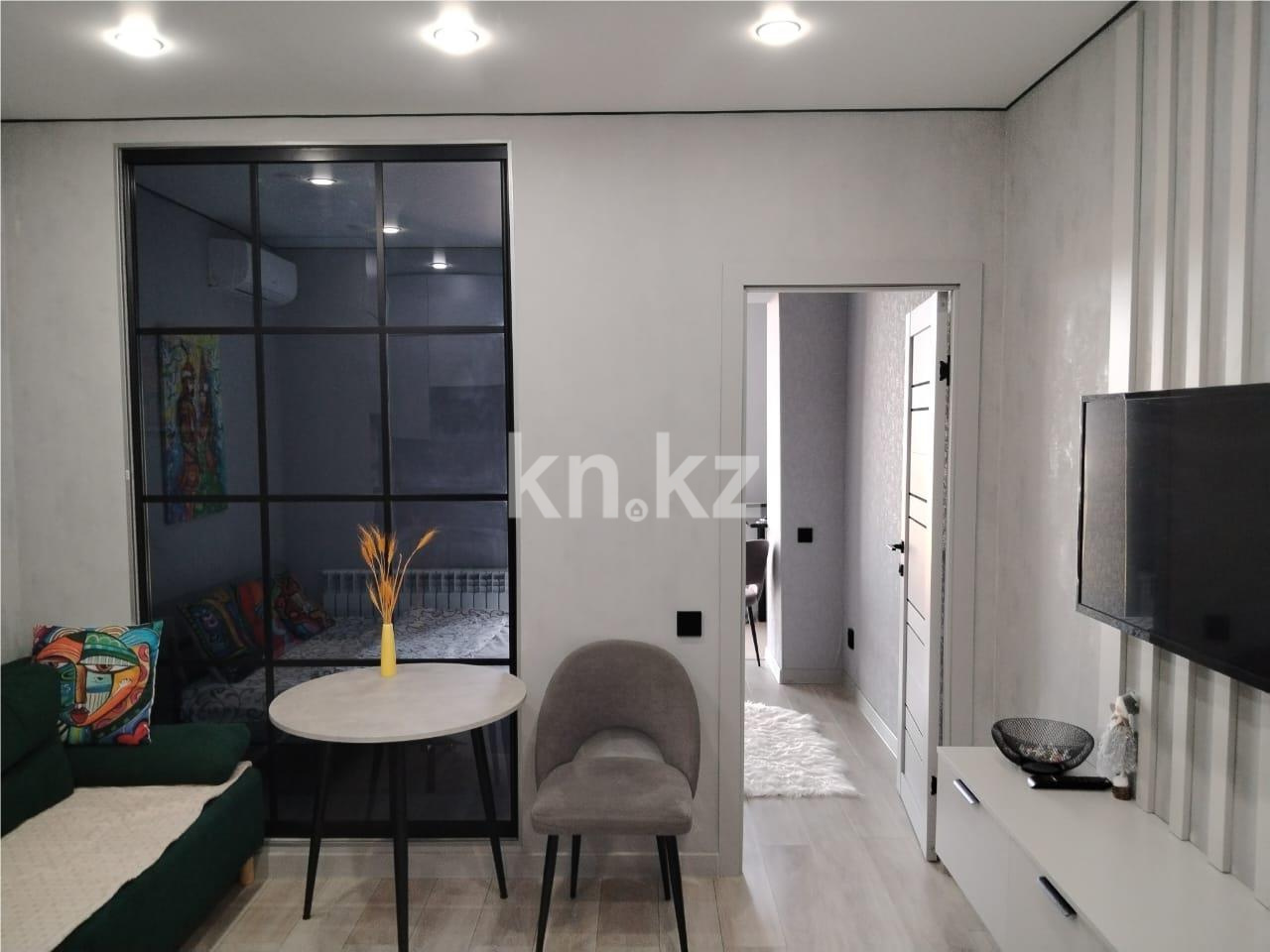 Продажа 1-комнатной квартиры, 30.3 м², пр. Аль-Фараби - Продажа  однокомнатных квартир в Астане фото 1 из 13