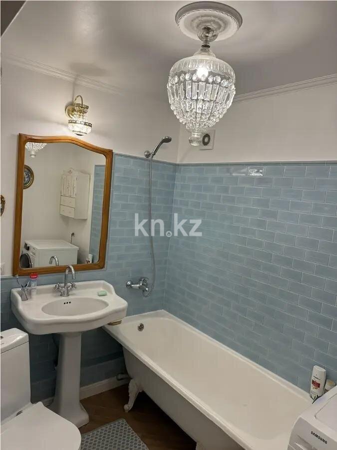 Продажа 3-комнатной квартиры, 58.4 м² в Алматы - фото 4
