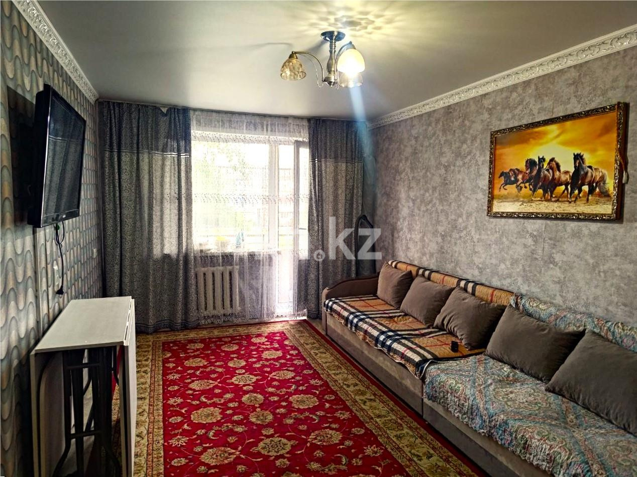 Продажа 2-комнатной квартиры, 44 м², мкр-н 23, дом  33 - Продажа квартир в Караганде фото 1 из 11