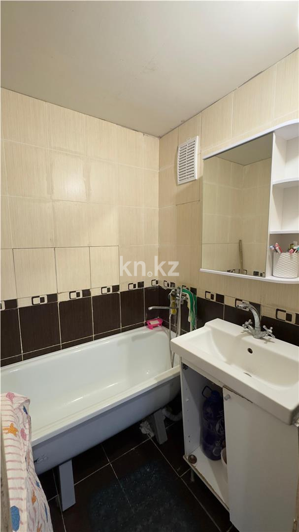 Продажа 3-комнатной квартиры, 65 м², мкр-н 8 в Темиртау - фото 8