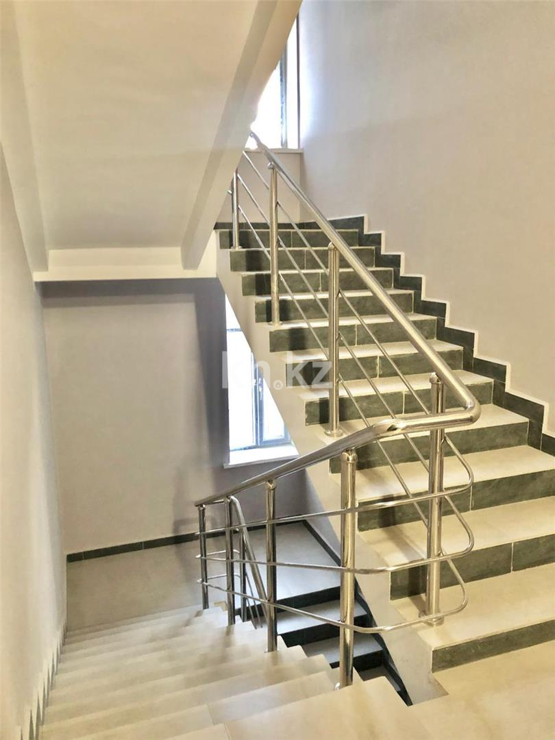 Продажа 4-комнатной квартиры, 129 м², ул. Ашимова - Продажа квартир в Караганде фото 5 из 21