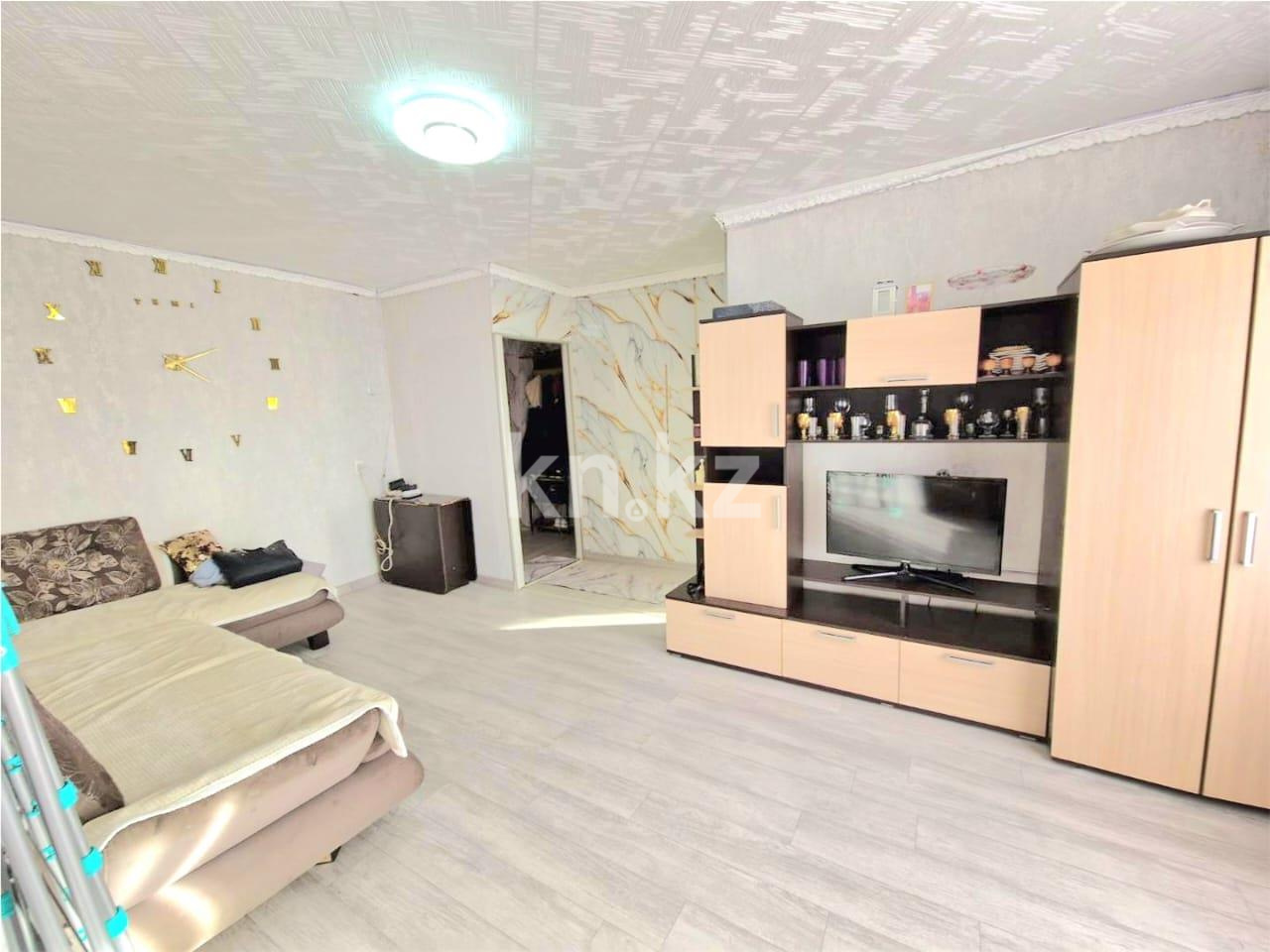 Продажа 2-комнатной квартиры, 42 м², мкр-н 16 - Продажа квартир в Караганде фото 4 из 12