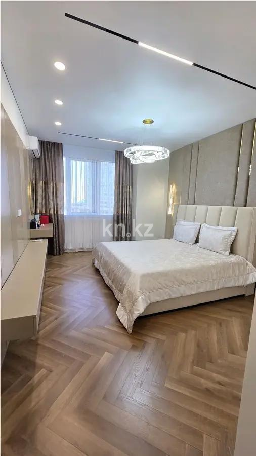 Продажа 4-комнатной квартиры, 165 м², пр. Аль-Фараби, дом  11/2 в Алматы - фото 2