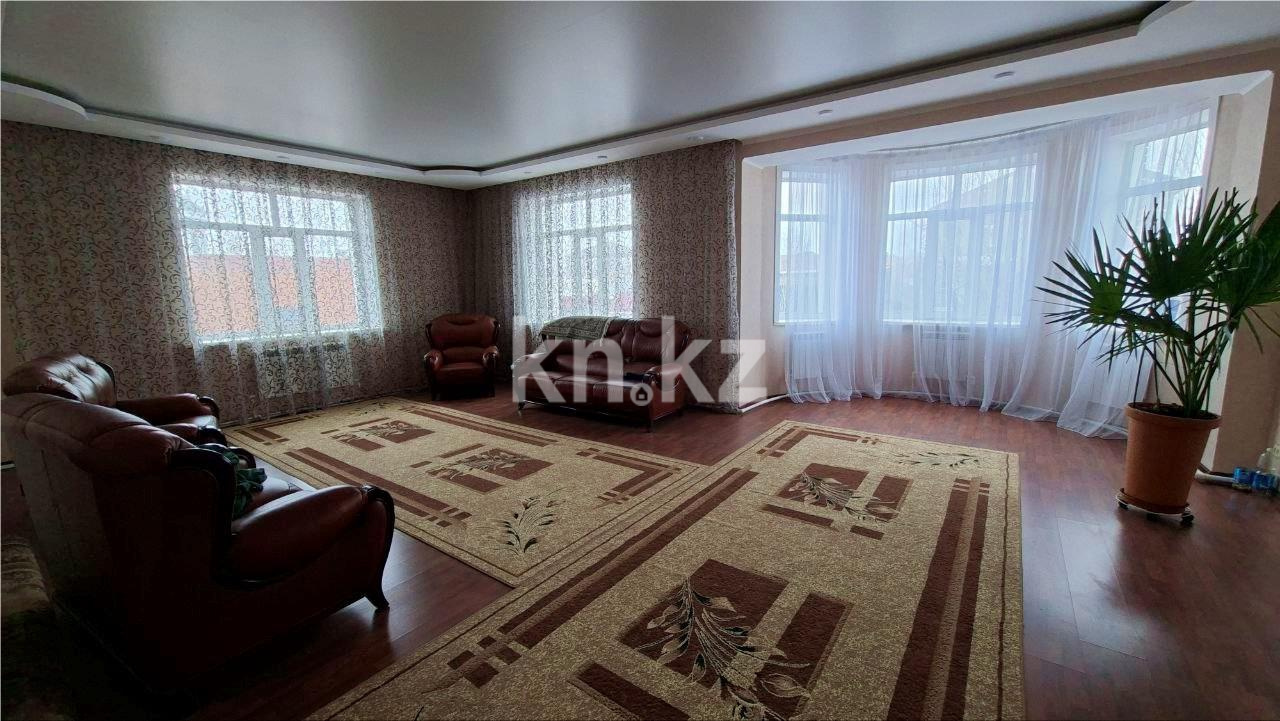 Продажа 8-комнатного дома, 360 м² - Продажа квартир в Жезказгане фото 1 из 17