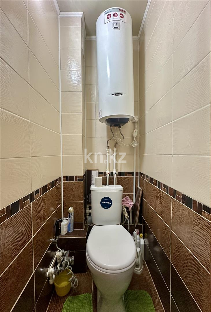 Продажа 4-комнатной квартиры, 81 м² - Продажа  четырехкомнатных квартир в Караганде фото 16 из 20