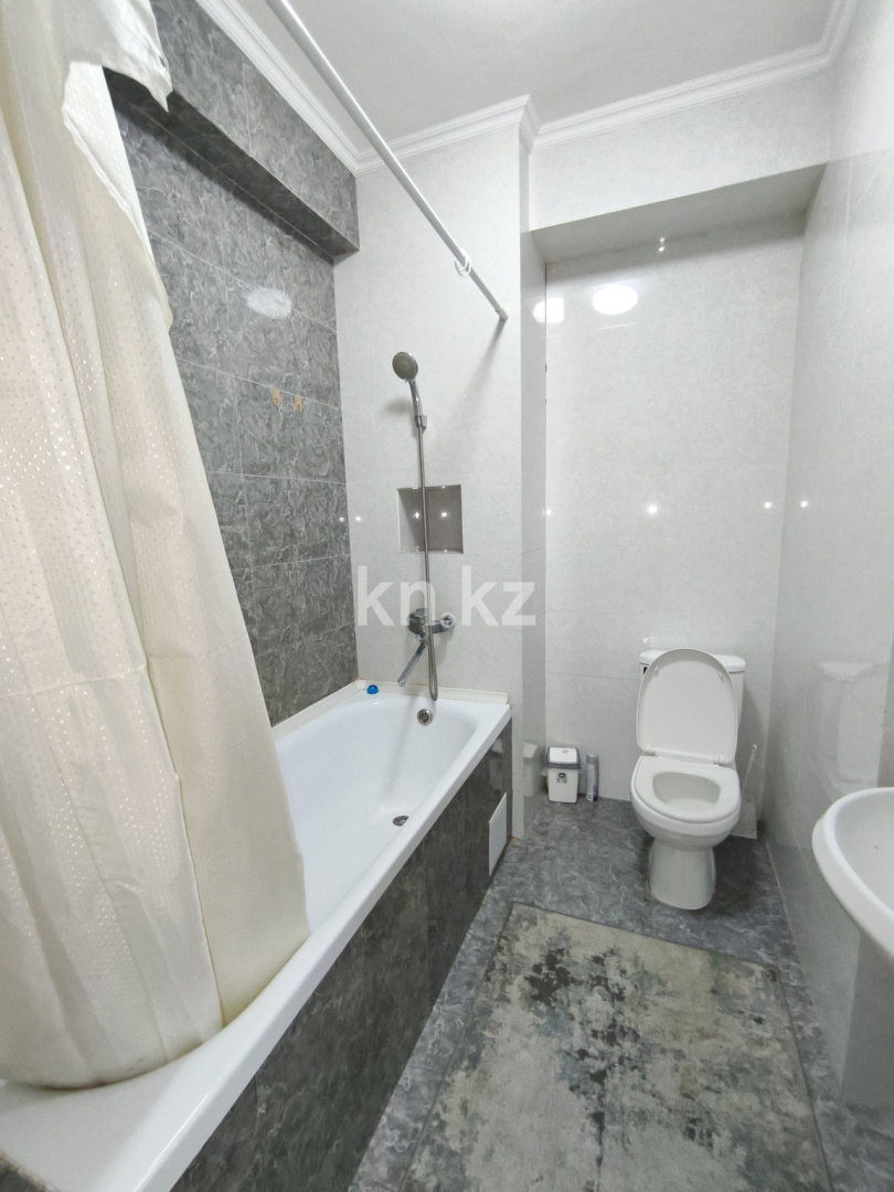 Аренда 1-комнатной квартиры, 40 м², ул. Жунисова, дом  12/3 к16 - Аренда квартир помесячно в Алматы с фото фото 3 из 11