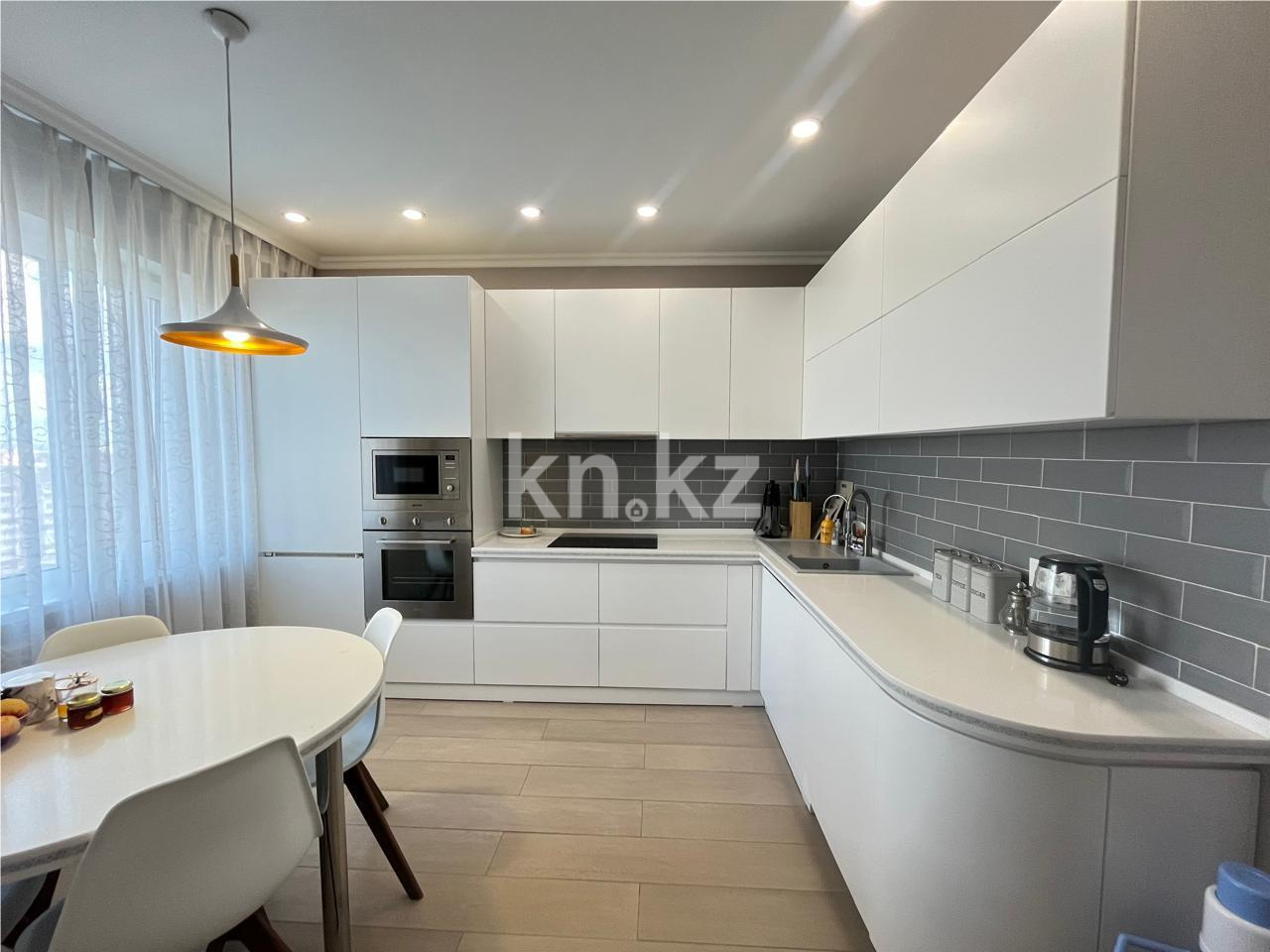 Продажа 2-комнатной квартиры, 69 м², пр. Шахтеров, дом  60 - Продажа  двухкомнатных квартир в Караганде фото 12 из 19