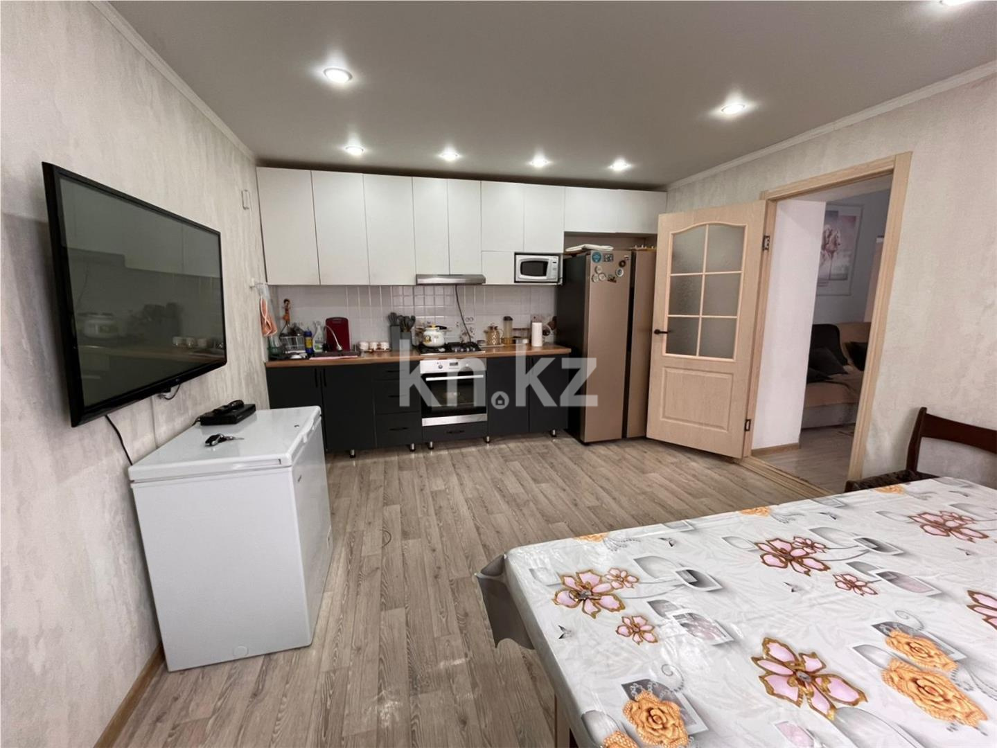 Продажа 4-комнатного дома, 80 м², ул. Бадина в Караганде - фото 4