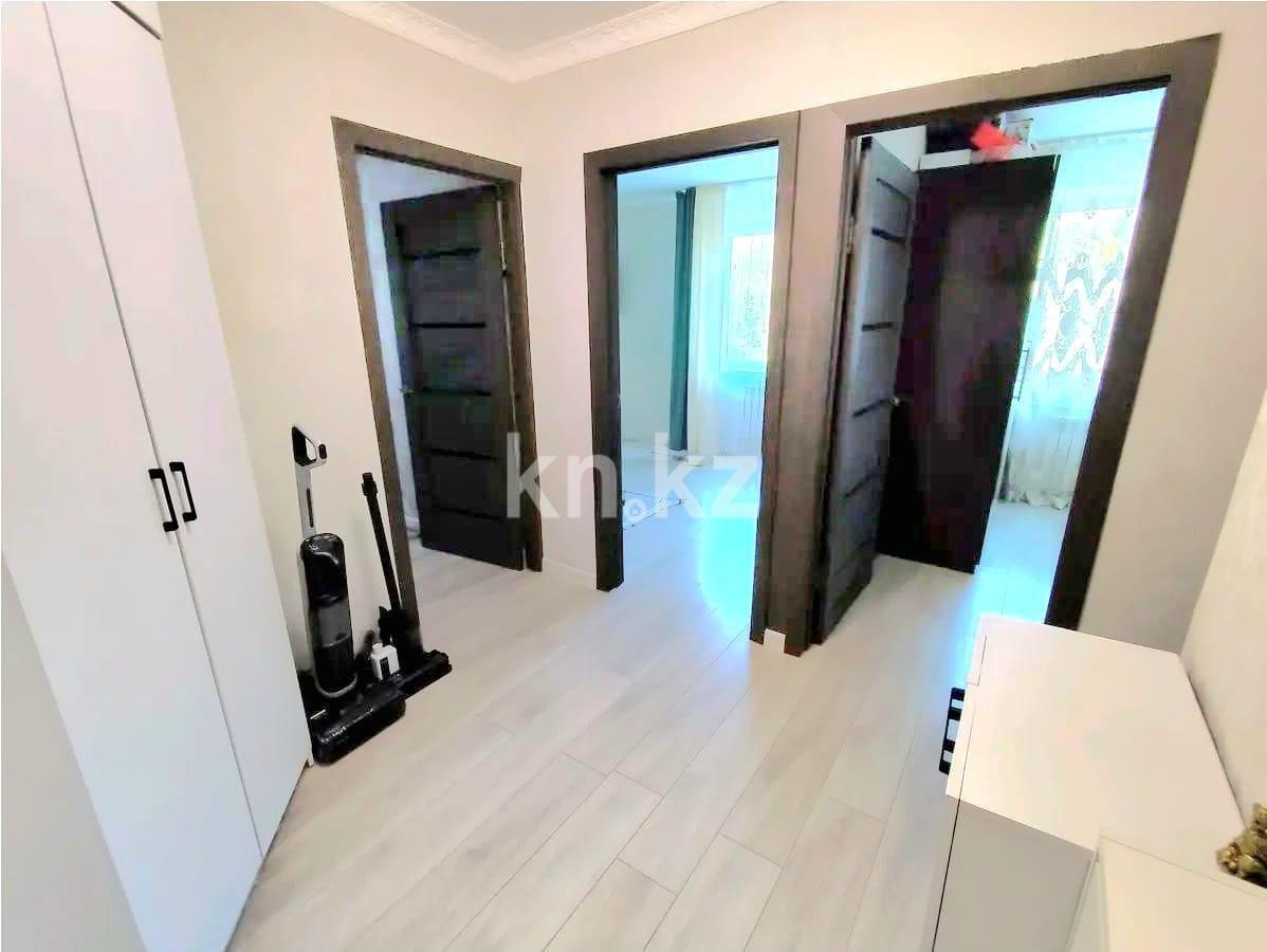 Продажа 3-комнатной квартиры, 60 м², ул. Язева - Продажа  трехкомнатных квартир в Караганде фото 11 из 14