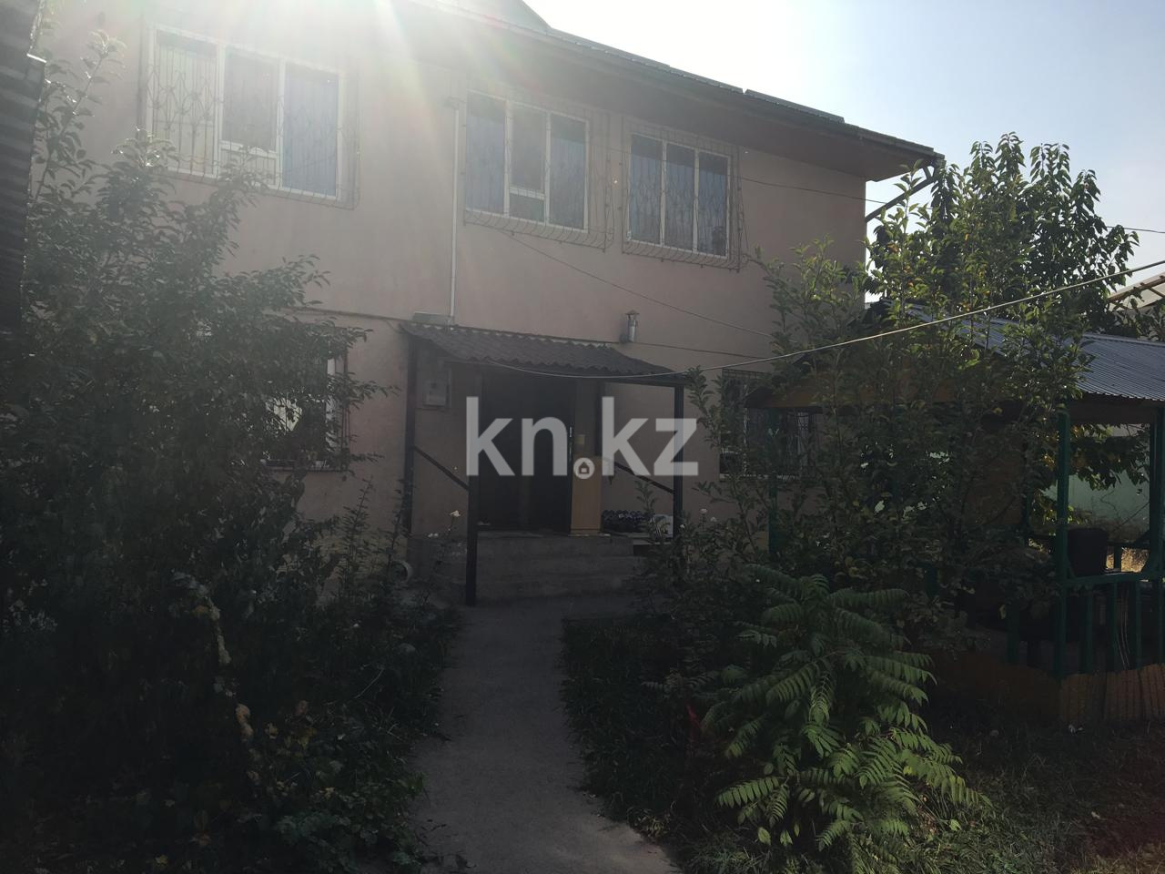 Продажа 6-комнатного дома, 220 м², ул. Шакарима - Продажа домов, коттеджей в Алматы фото 16 из 17