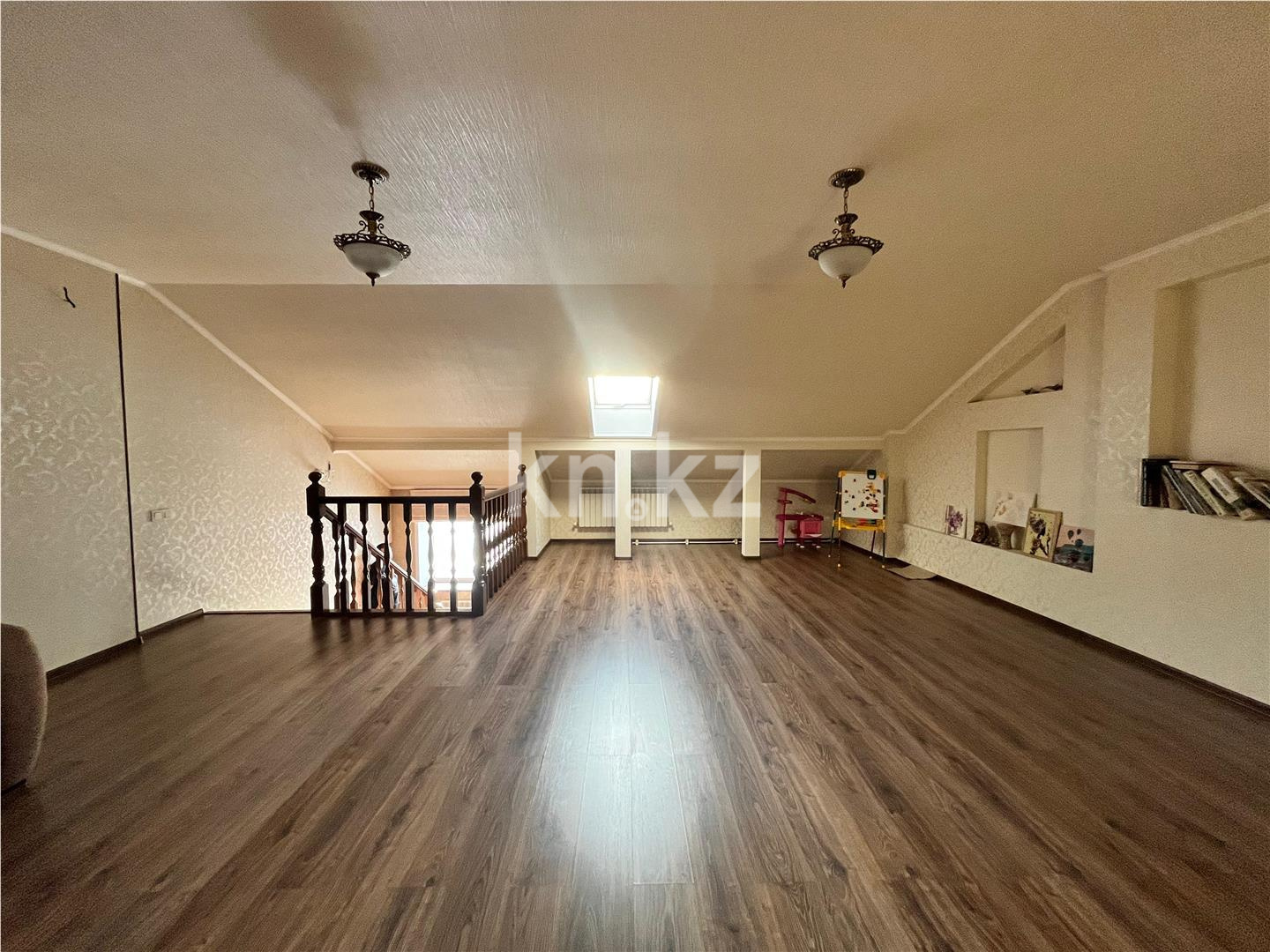 Продажа 5-комнатного дома, 300 м², ул. Муканова, дом  45/14 - Продажа квартир в Казахстане фото 14 из 21