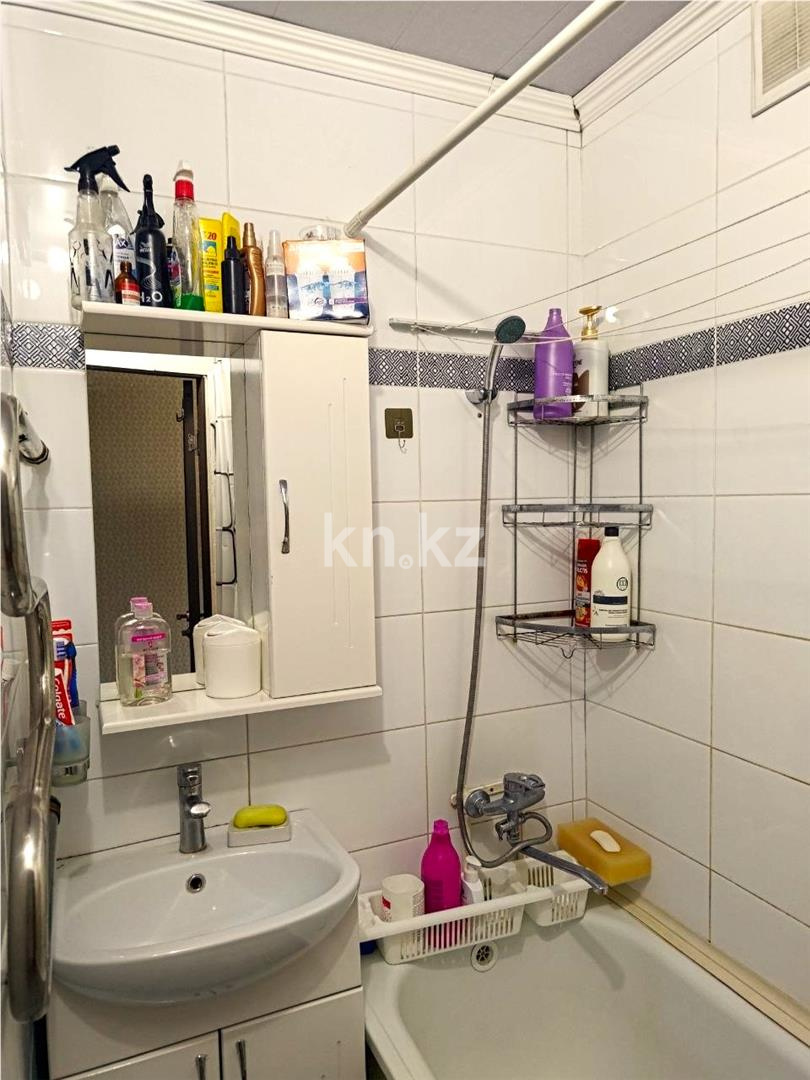 Продажа 3-комнатной квартиры, 62 м² - Продажа квартир в Караганде - страница 4 фото 13 из 14