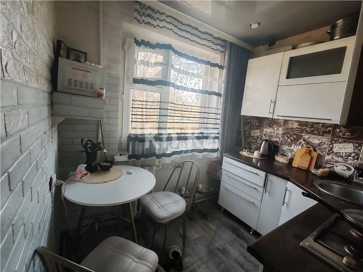 Продажа 2-комнатной квартиры, 44 м², мкр-н 14, дом  11 в Караганде - фото 3