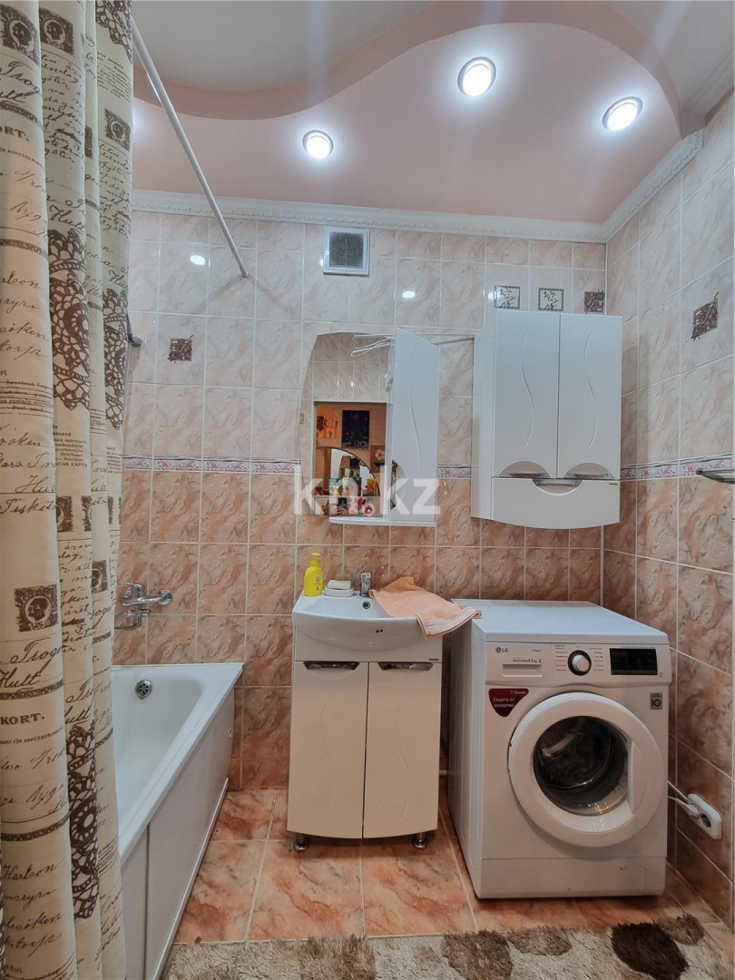 Продажа 2-комнатной квартиры, 64 м² в Караганде - фото 7