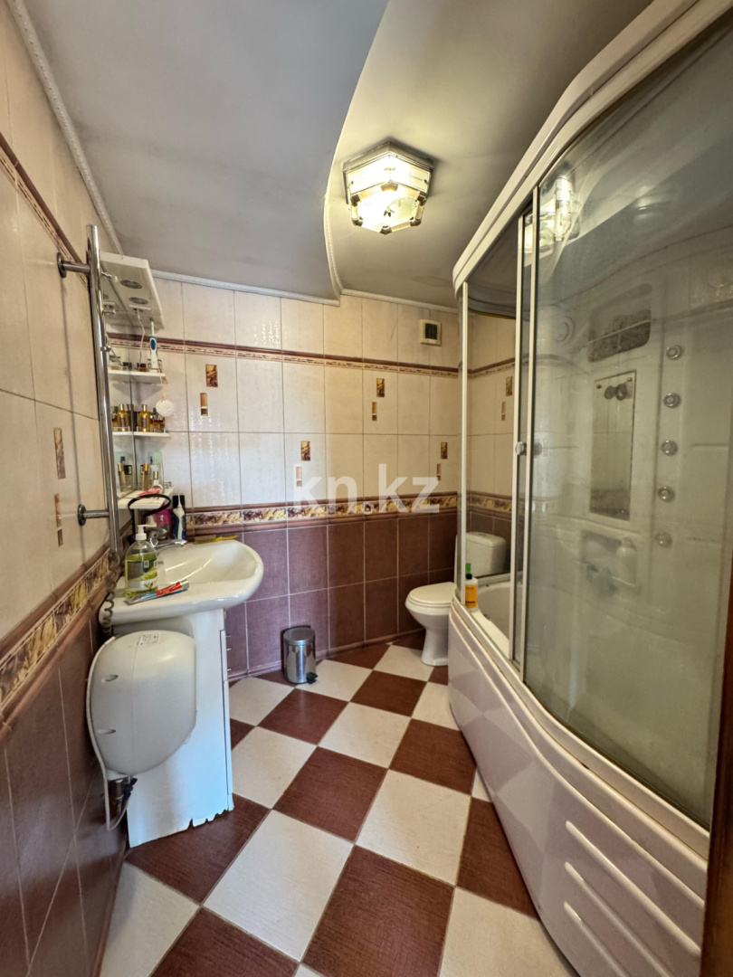 Продажа 4-комнатного дома, 97 м², ул. Сарсекова - Продажа домов, коттеджей в Караганде фото 15 из 20