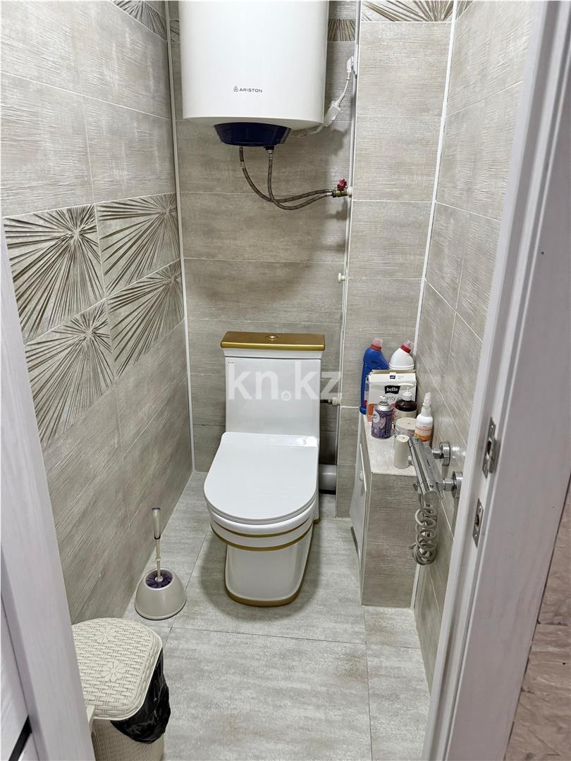 Продажа 3-комнатной квартиры, 65 м², мкр-н 18 - Продажа квартир в Караганде фото 8 из 13