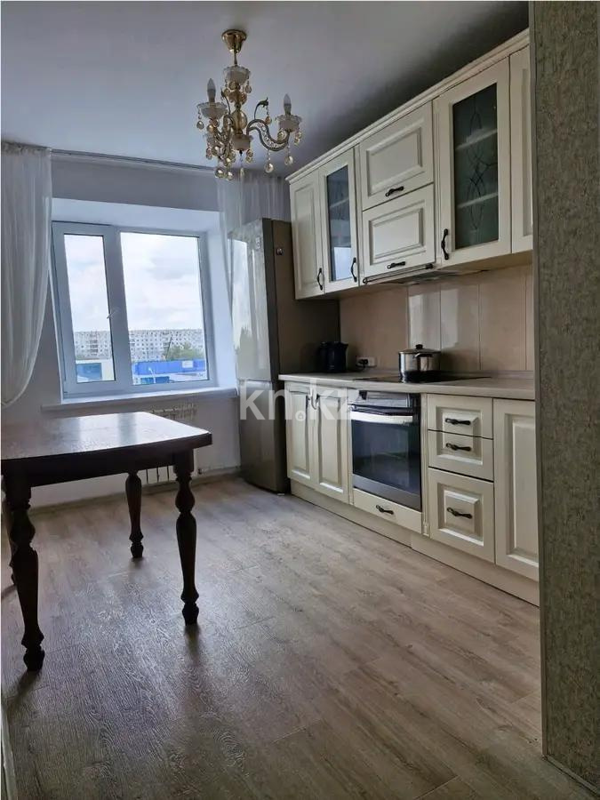 Продажа 3-комнатной квартиры, 63 м², мкр-н Орбита-1, дом  4/8 - Продажа  трехкомнатных квартир в Караганде фото 1 из 5