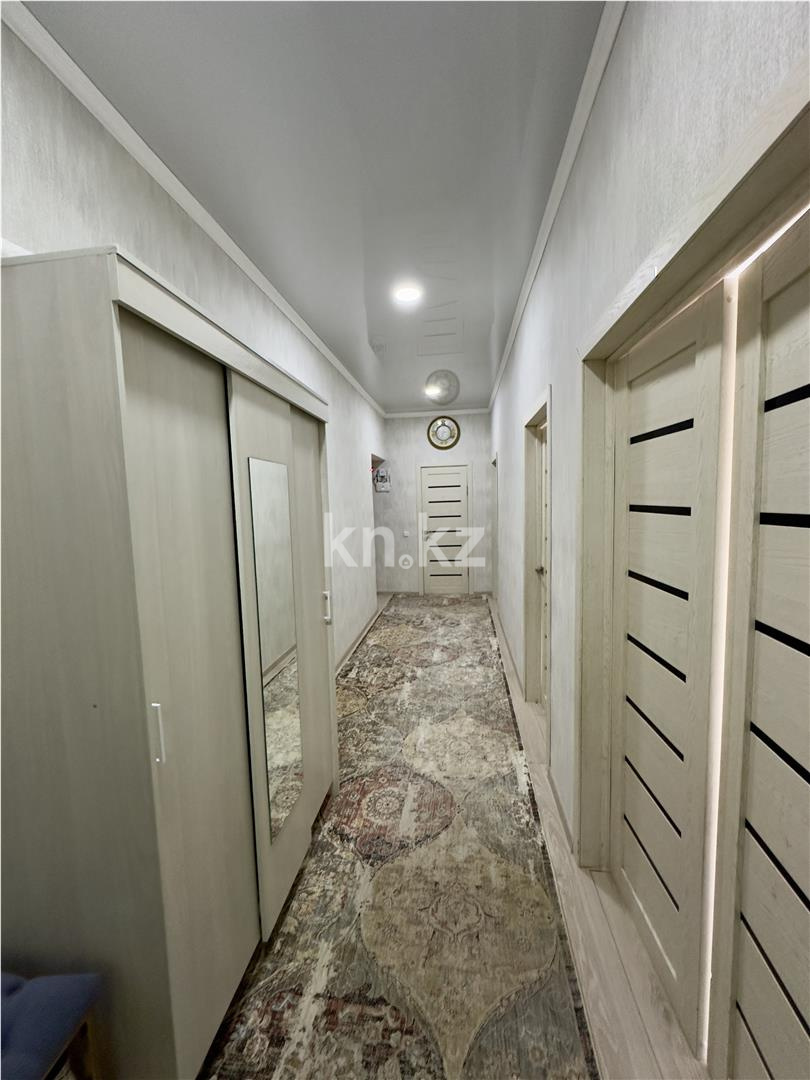 Продажа 3-комнатной квартиры, 85 м², мкр-н Степной-2 - Продажа  трехкомнатных квартир в Караганде фото 14 из 21