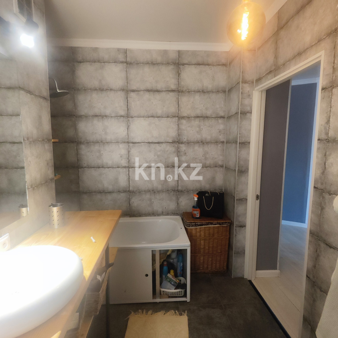 Продажа 1-комнатной квартиры, 65 м², ул. Навои в Алматы - фото 12