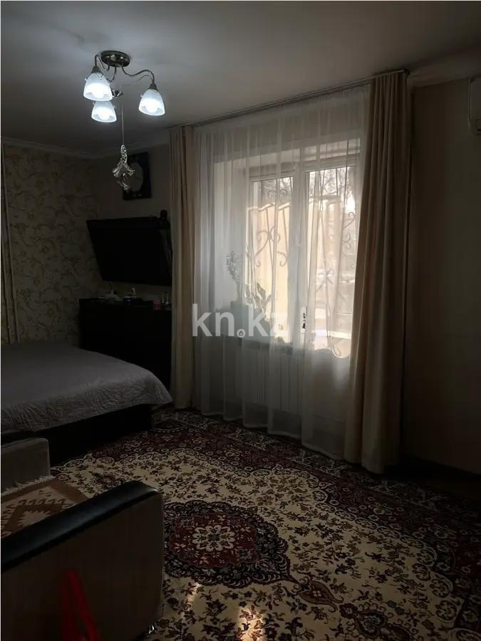 Продажа 2-комнатной квартиры, 42.8 м², ул. 13-й Военный городок, дом  12 в Алматы