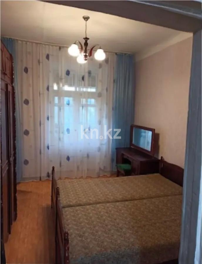 Продажа 3-комнатной квартиры, 65 м², ул. Ауэзова, дом  31 - Продажа  трехкомнатных квартир в Абае фото 2 из 5