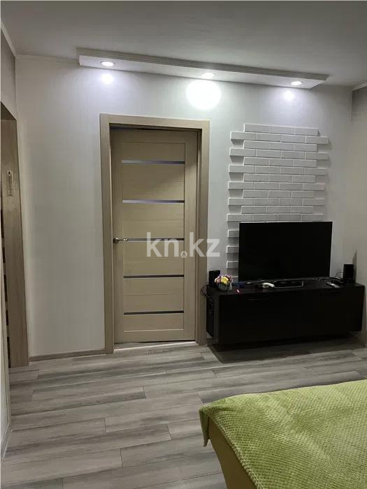 Продажа 2-комнатной квартиры, 44 м², ул. 6-й мик-н, дом  51 - Продажа квартир в Темиртау фото 1 из 7