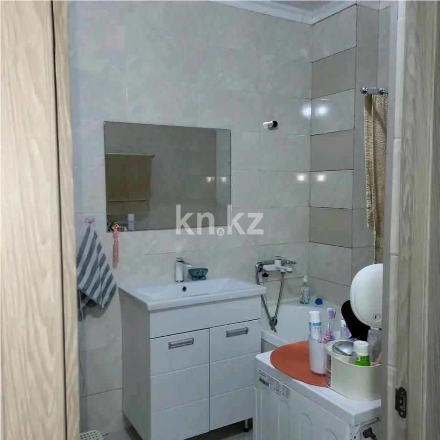 Продажа 2-комнатной квартиры, 38 м², ул. Омарова, дом  27 - Продажа квартир в Астане без посредников фото 3 из 4