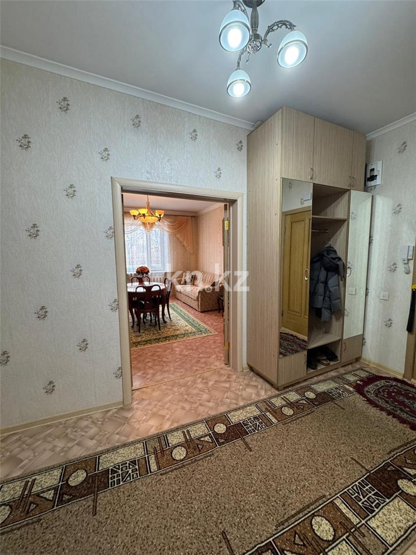 Продажа 3-комнатной квартиры, 84 м², ул. Абая в Караганде - фото 18