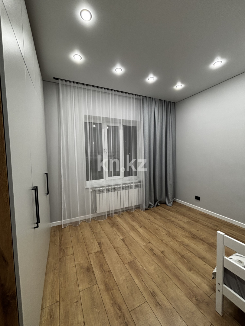 Продажа 4-комнатной квартиры, 105 м² - Продажа четырехкомнатных квартир на Юго-Востоке Караганды - страница 3 фото 13 из 22