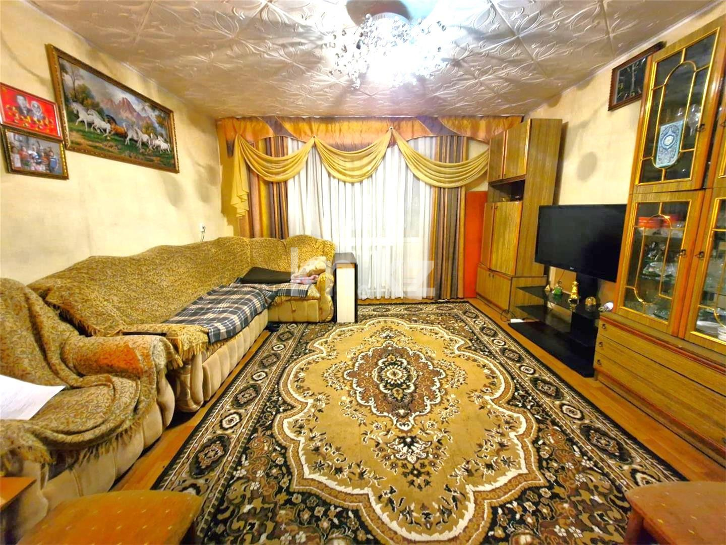 Продажа 4-комнатной квартиры, 80 м², ул. Язева - Продажа  четырехкомнатных квартир в Караганде фото 1 из 11