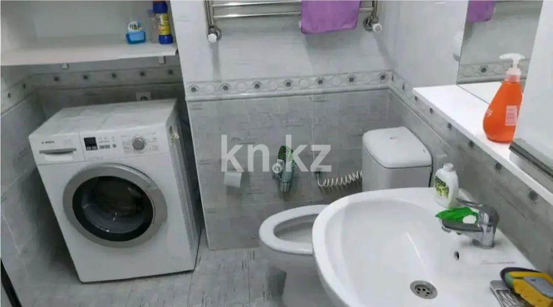 Продажа 2-комнатной квартиры, 62.7 м² в Алматы - фото 4