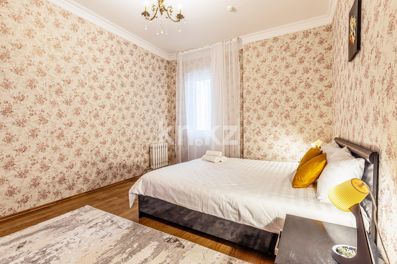 Аренда 3-комнатной квартиры посуточно, 130 м², ул. Кунаева, дом  35/1 - Аренда квартир посуточно в Астане с фото фото 29 из 37