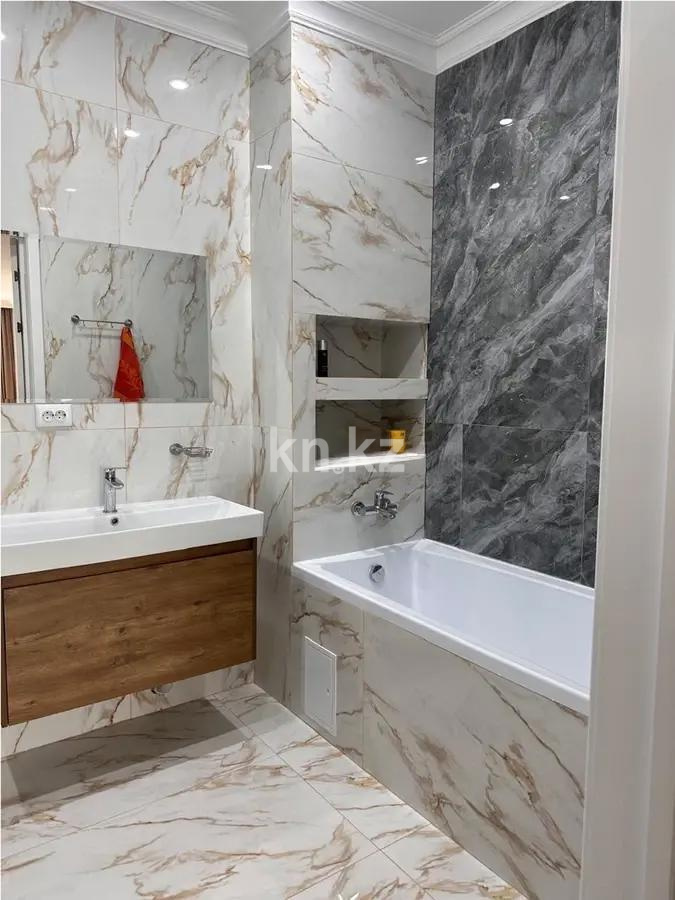 Продажа 3-комнатной квартиры, 120 м², ул. Наркескен, дом  1 в Астане - фото 5