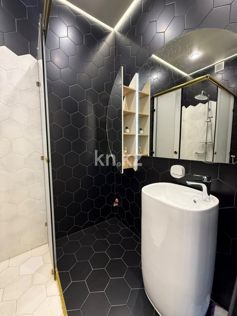 Продажа 4-комнатной квартиры, 145 м² в Астане - фото 17