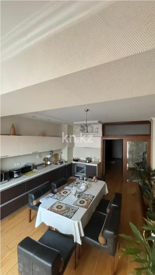 Продажа 3-комнатной квартиры, 162 м², ул. Ходжанова, дом  81 в Алматы - фото 4