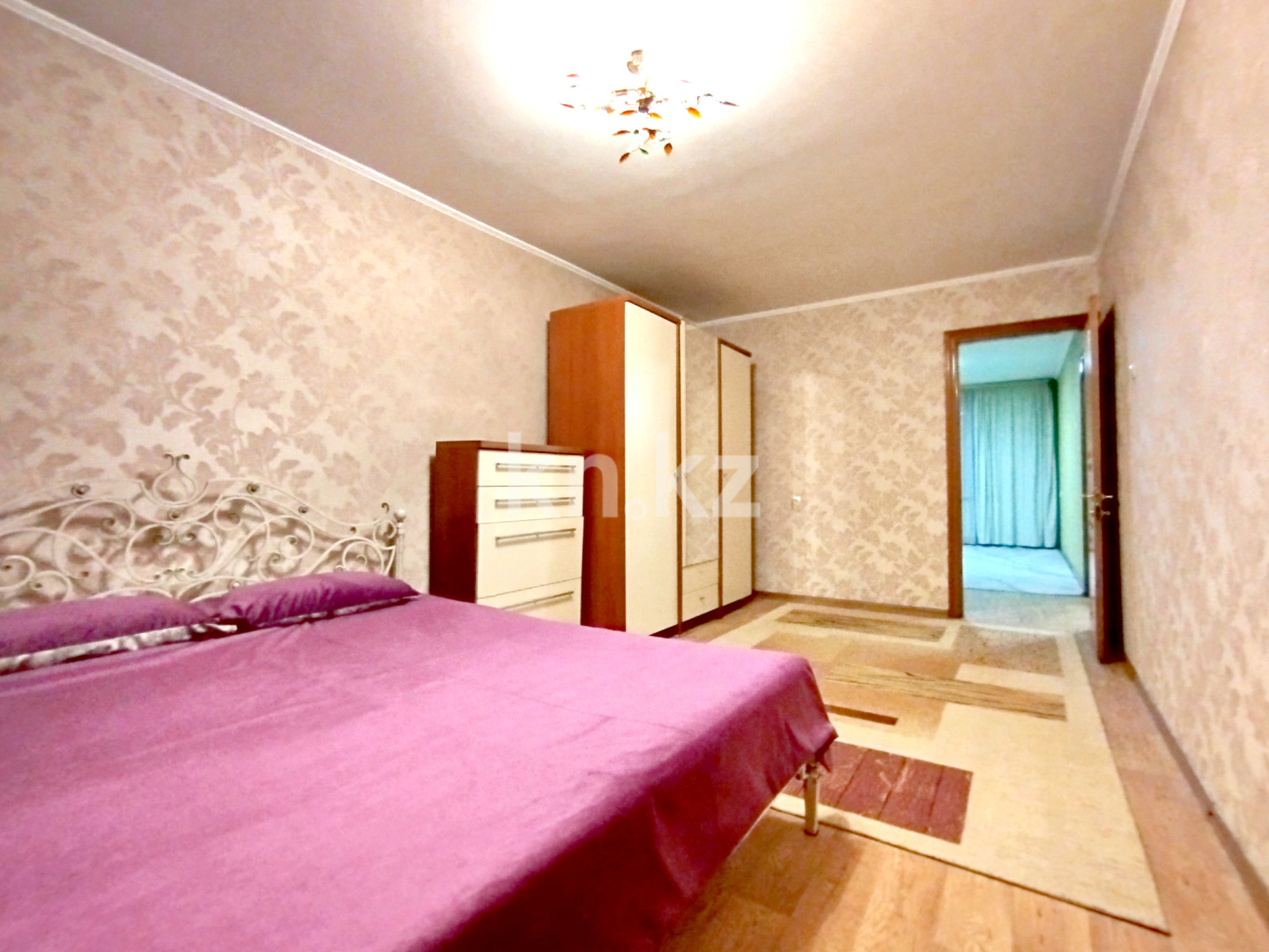 Аренда 3-комнатной квартиры, 65 м², ул. Байтурсынова - Аренда  трехкомнатных квартир помесячно в Алматы фото 2 из 13