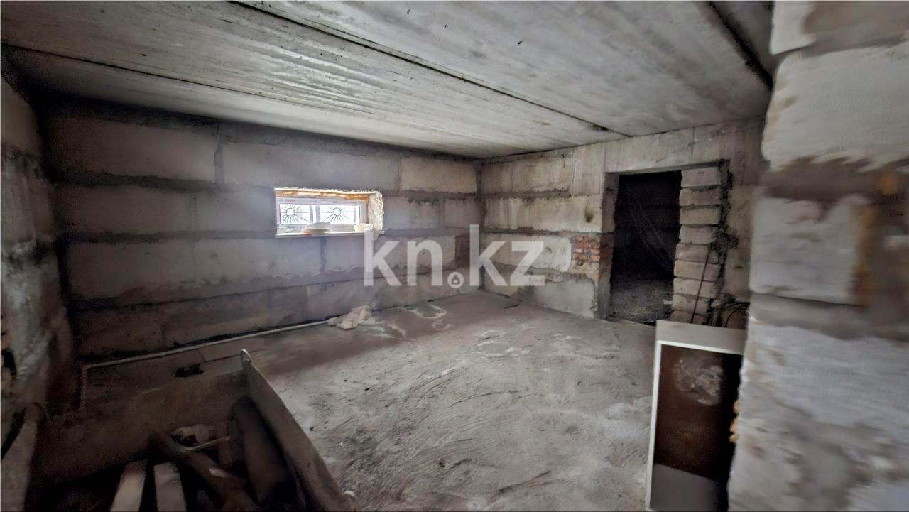 Продажа 4-комнатного дома, 232 м² - Аренда квартир помесячно в Актобе фото 6 из 20