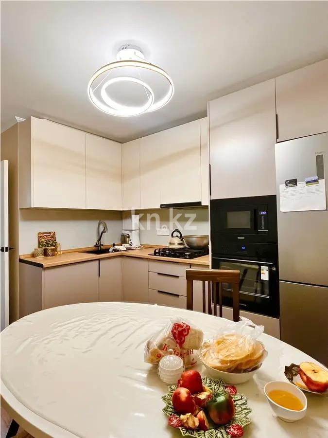 Продажа 4-комнатной квартиры, 84 м², мкр-н Аксай-3а, дом  76 в Алматы - фото 3