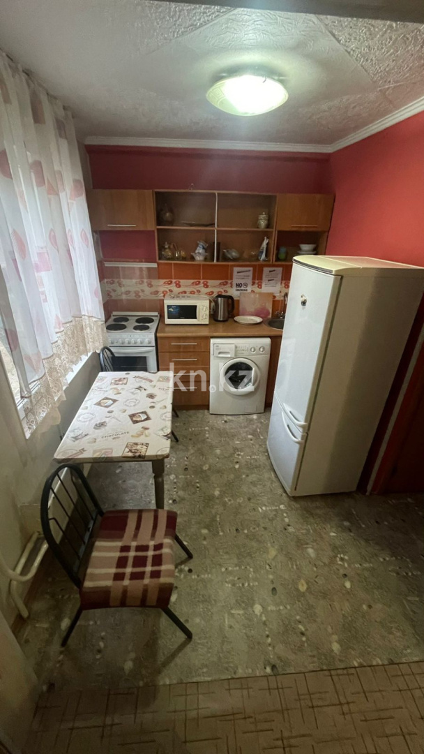 Аренда 1-комнатной квартиры посуточно, 33 м², ул. Кабанбай Батыра, дом  82 - Аренда квартир посуточно в Усть-Каменогорске фото 6 из 10