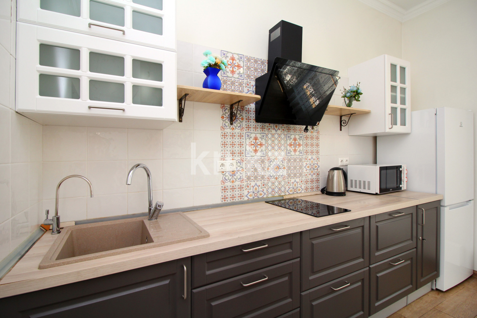 Аренда 1-комнатной квартиры посуточно, 40 м², пр. Абая, дом  109/6 - ул. Манаса - Аренда жилой и коммерческой недвижимости в Алматы фото 5 из 30