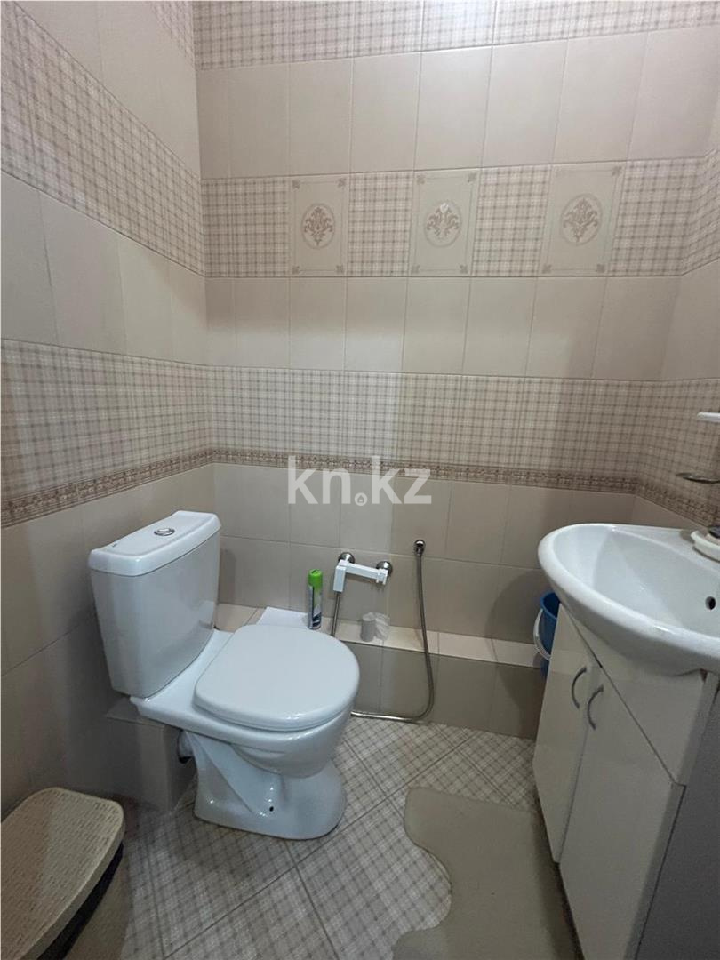 Продажа 3-комнатной квартиры, 105 м², ул. Керей, Жанибек хандар в Астане - фото 20