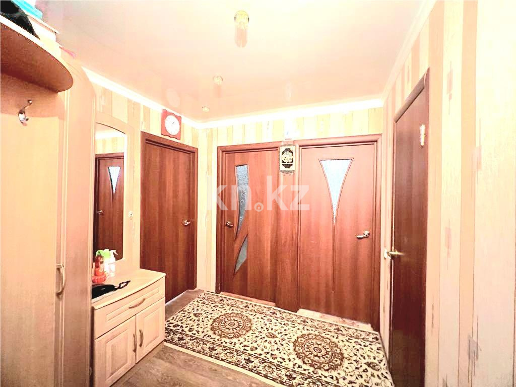 Продажа 3-комнатной квартиры, 61 м², мкр-н 17 - Продажа  трехкомнатных квартир в Караганде с фото фото 9 из 14