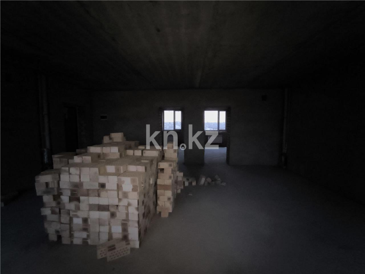 Продажа 3-комнатной квартиры, 76 м², ул. Муканова - Продажа  трехкомнатных квартир в Караганде с фото фото 7 из 8