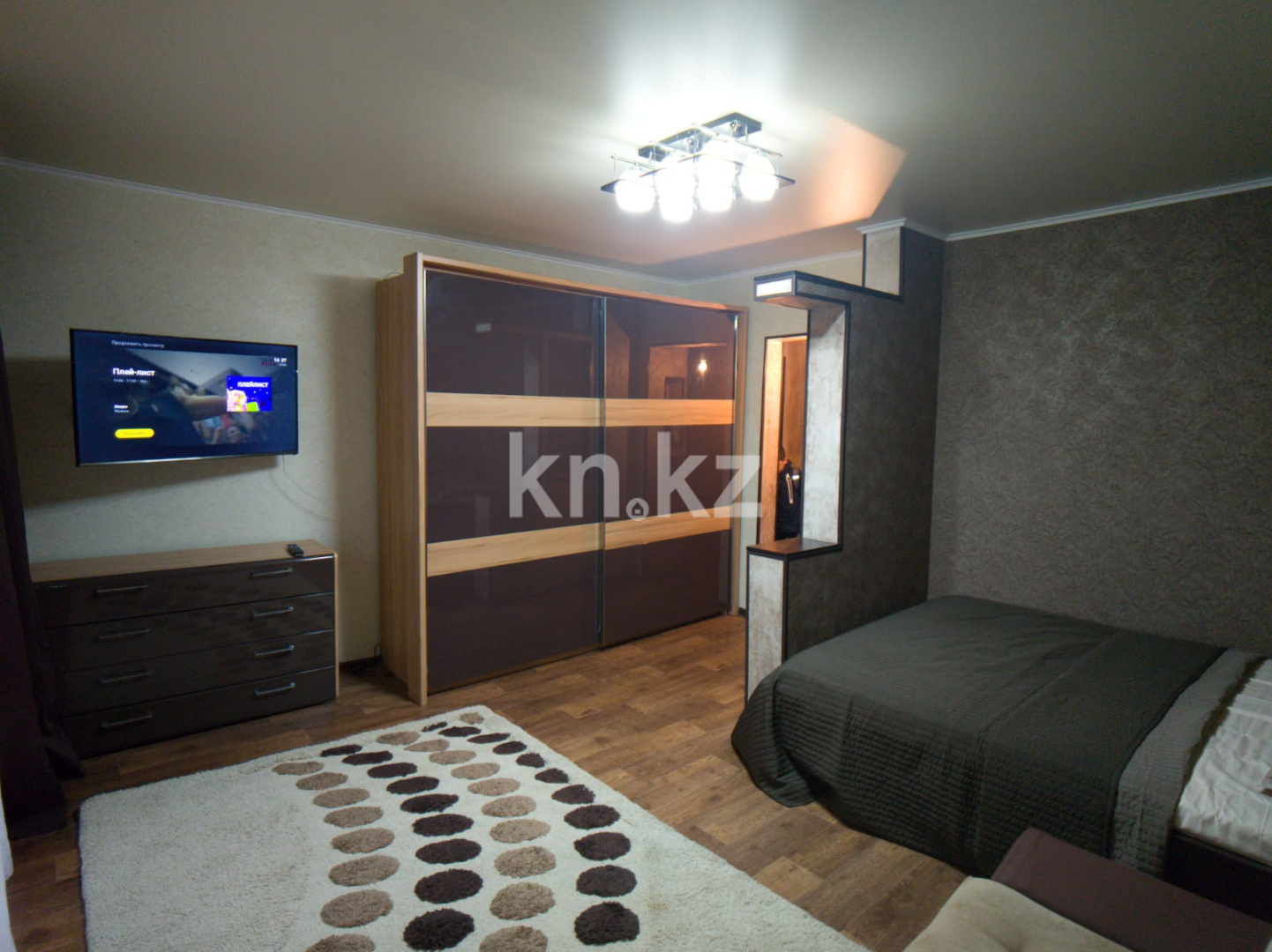 Аренда 1-комнатной квартиры посуточно, 40 м², мкр-н Степной-2, дом  73 - Аренда квартиры посуточно в Караганде фото 1 из 11