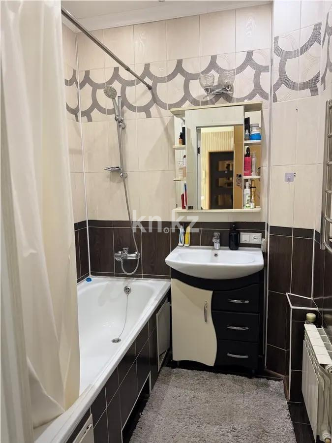 Продажа 2-комнатной квартиры, 60 м², ул. Акынов, дом  11А в Алматы - фото 4