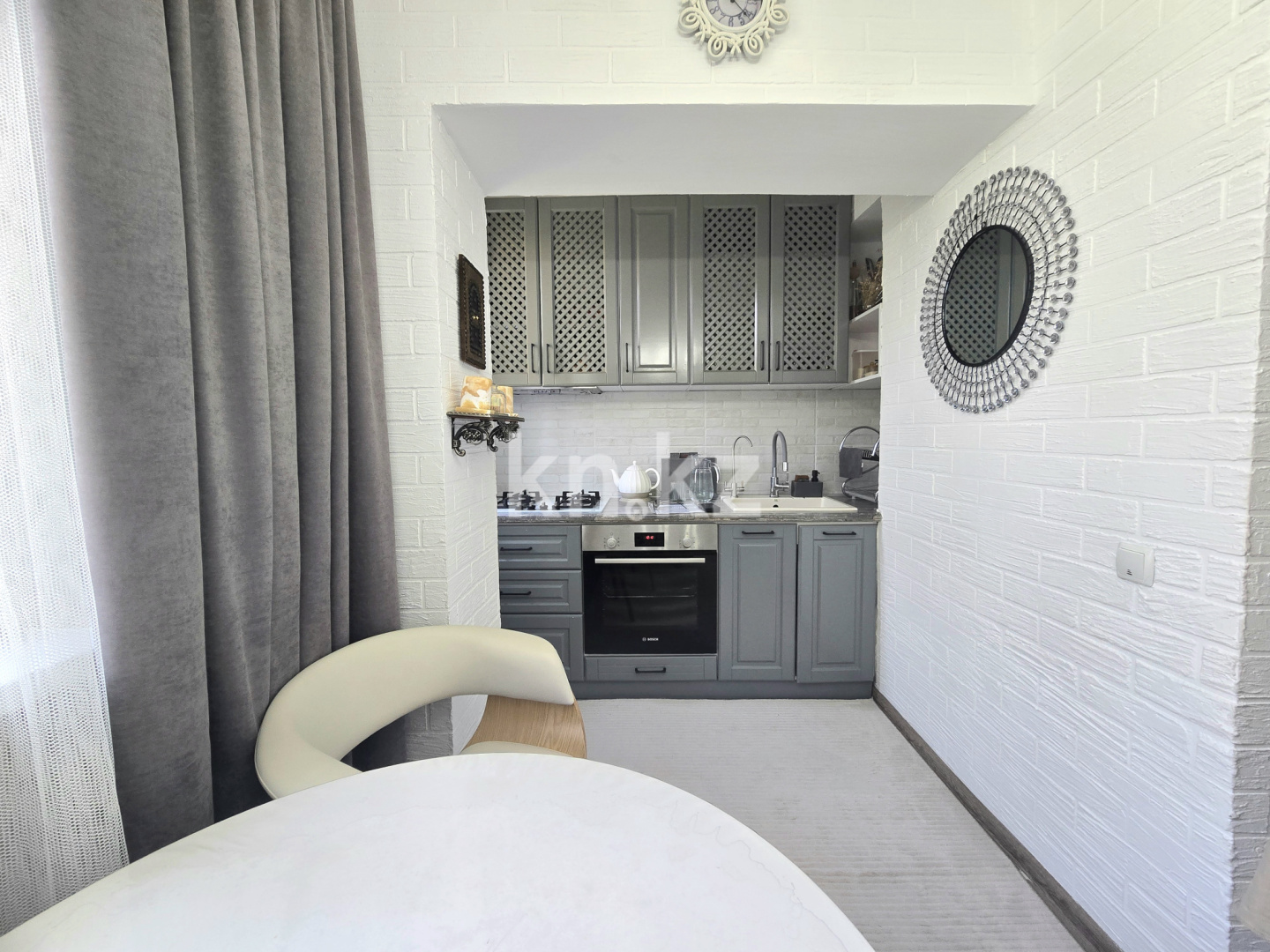 Продажа 2-комнатной квартиры, 62 м², 15-й микрлоайон, дом  14 - Продажа квартир в Шымкенте фото 16 из 21