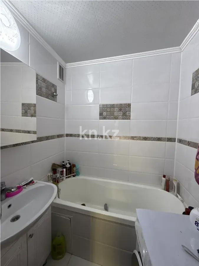 Продажа 3-комнатной квартиры, 62 м², мкр-н Степной-2, дом  3 в Караганде - фото 5