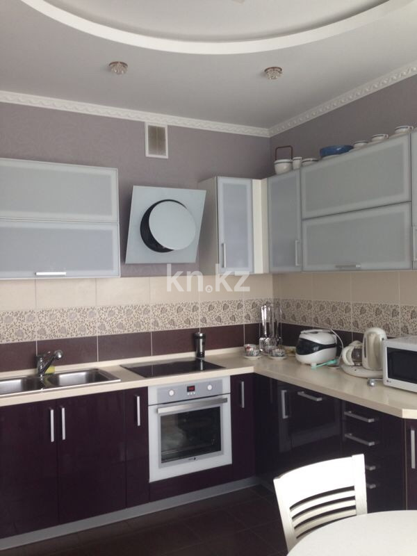 Аренда 1-комнатной квартиры, 48 м², пр. Кабанбай батыра, дом  59 - Аренда квартир помесячно в Казахстане фото 1 из 4