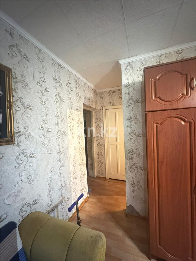 Продажа 3-комнатной квартиры, 60 м², ул. Пичугина - Продажа  трехкомнатных квартир в Караганде с фото фото 5 из 10