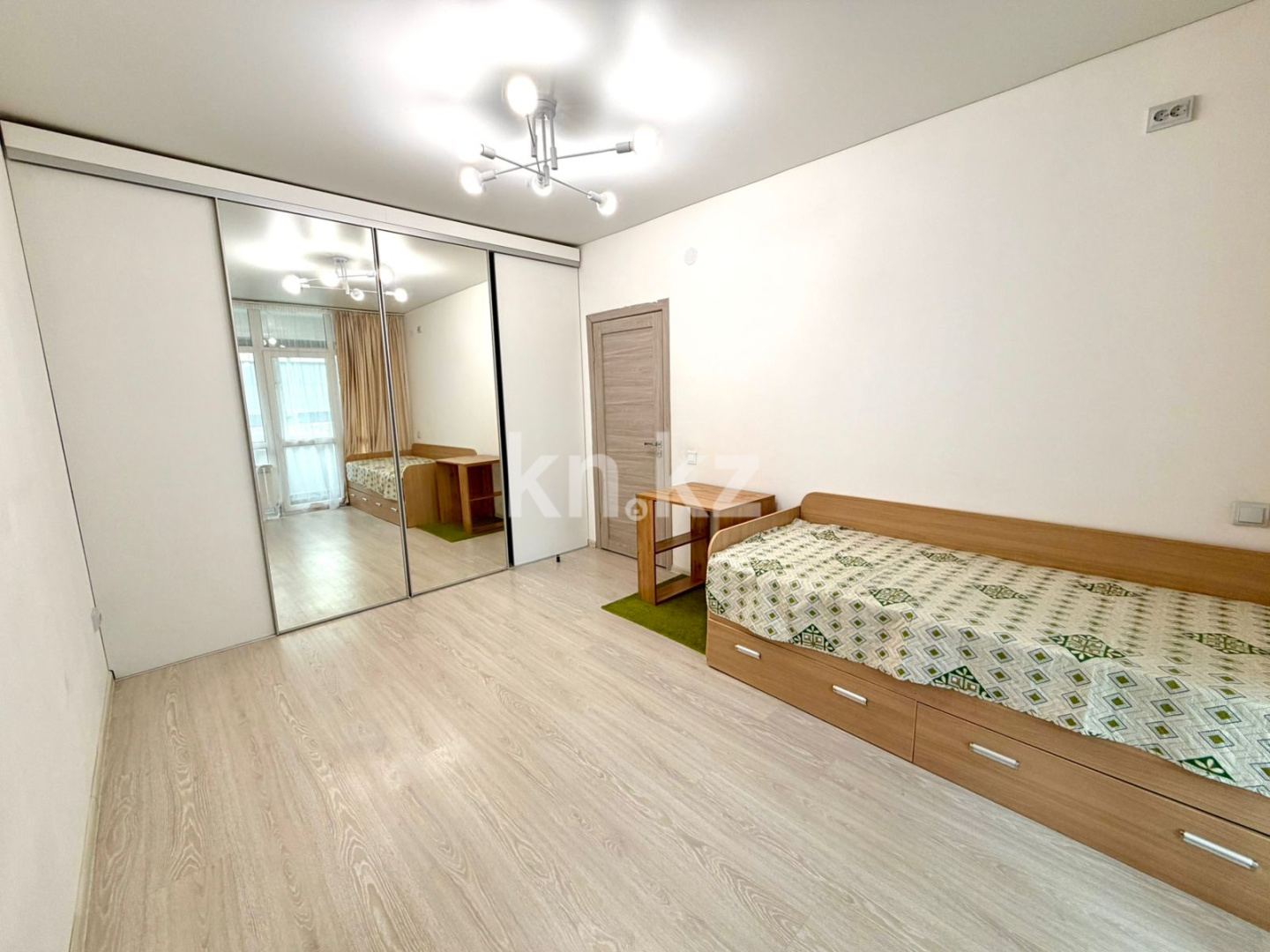 Продажа 2-комнатной квартиры, 61.6 м² в Алматы - фото 7